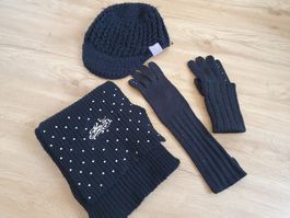 Schwarz Strick: Schal, Mütze, Handschuhe