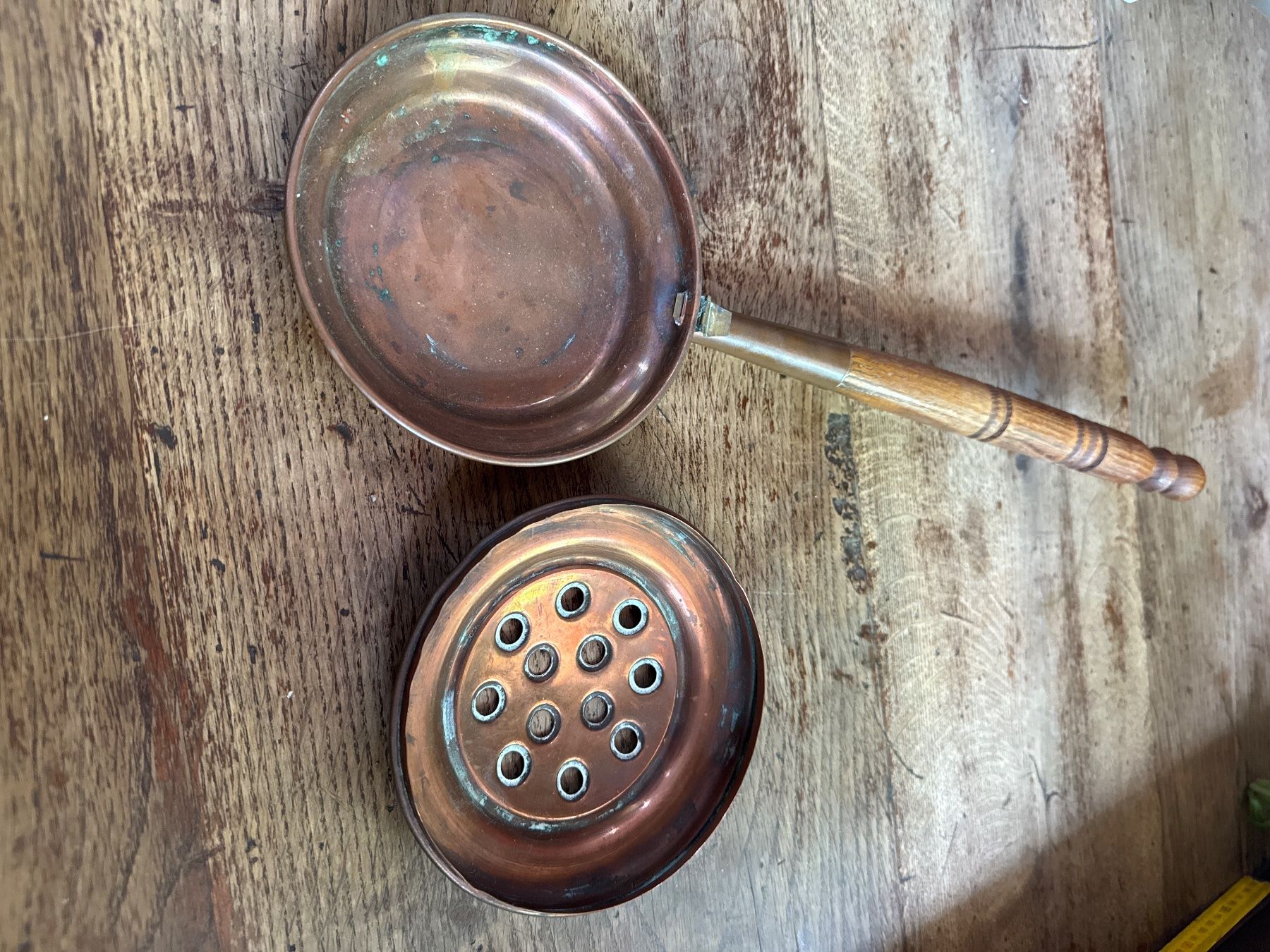 Tutti gli attrezzi: Petite Chauffeuse à braise ancienne – Usato da Lajoux JU venduto da Briard0 1