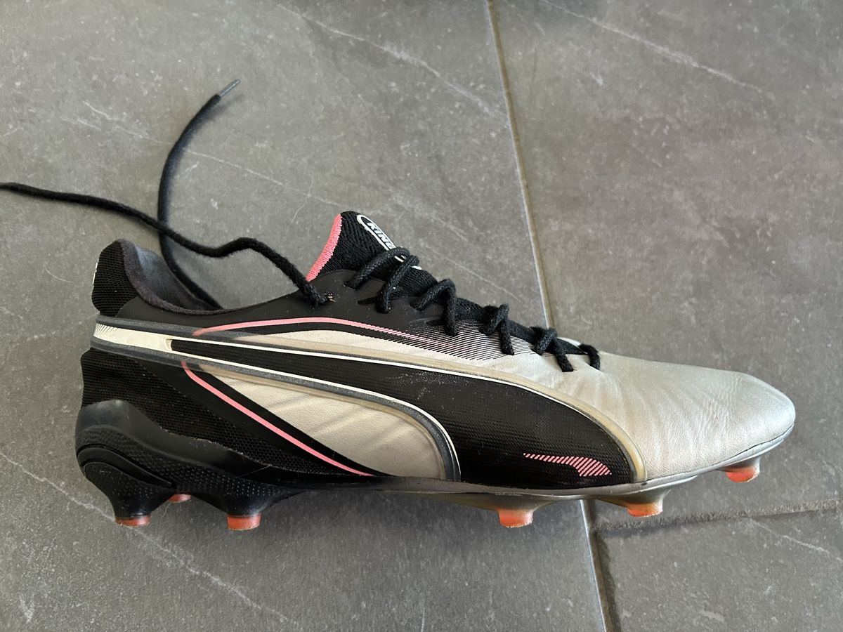 Puma Scarpe da uomo: Fussballschuhe Puma, Gr. 43 – Usato da Dübendorf venduto da Ecacace 1