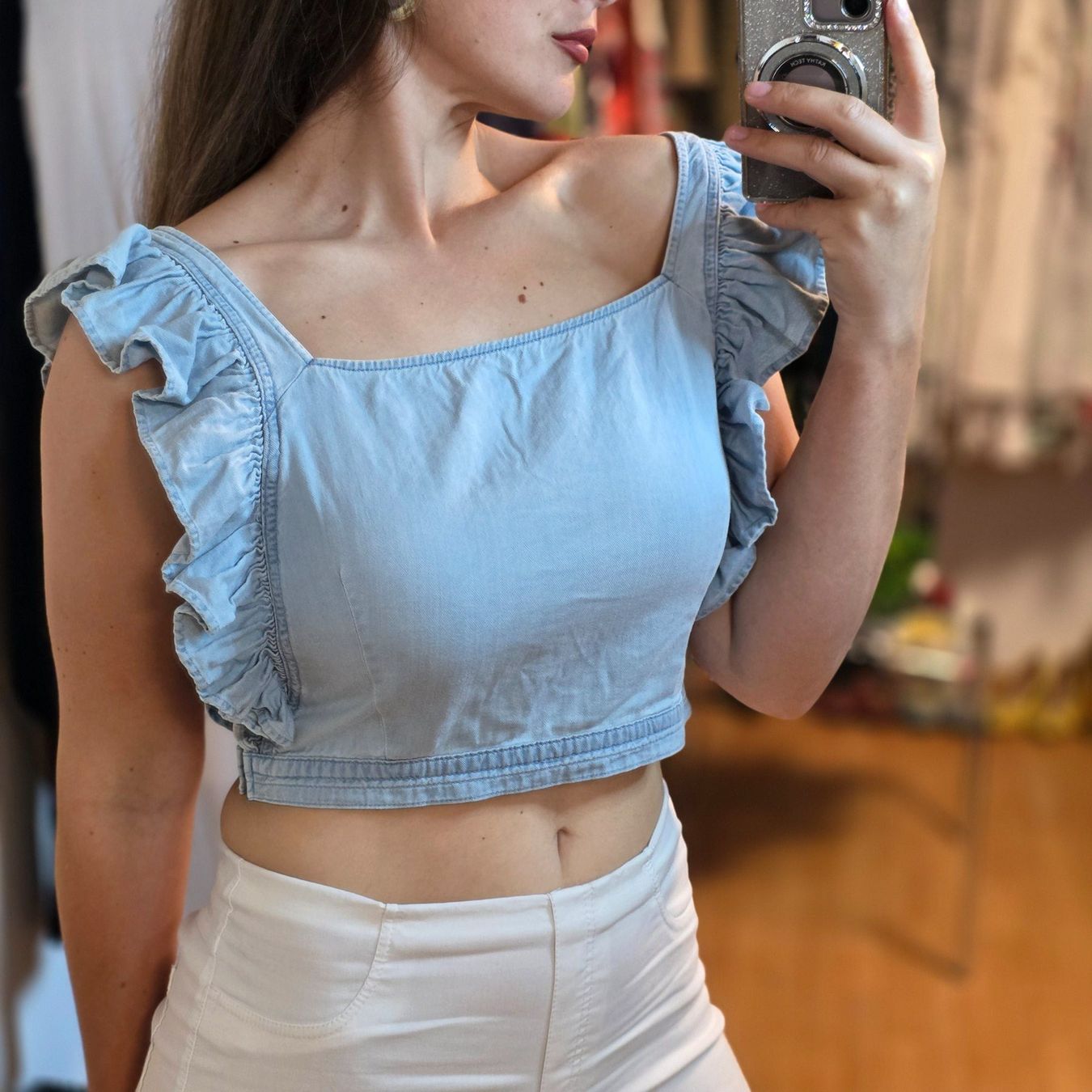 Na-kd Top: NA-KD Top 38/40 hellblau Denim Rüschen – Usato da Wald ZH venduto da CapLux 3