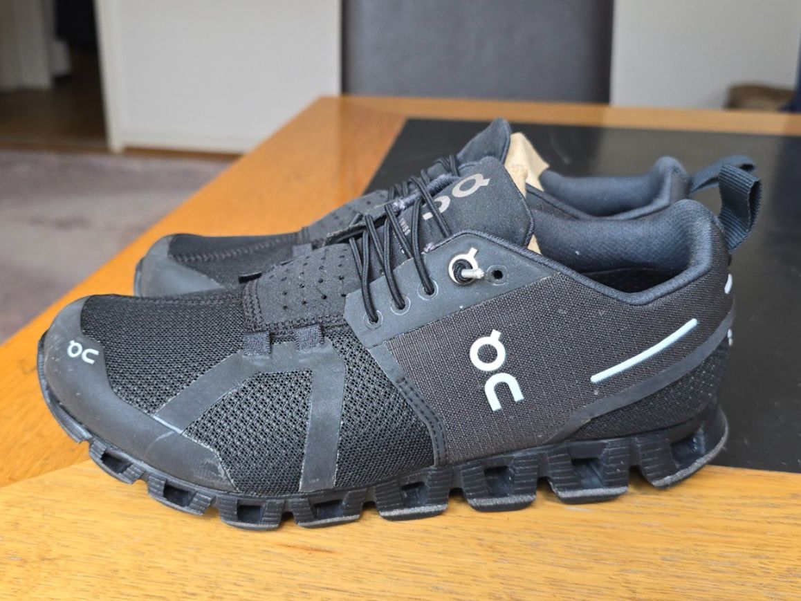 On Scarpe da donna: On Cloud waterproof schuhe EU 36 – Nuovo (secondo la descrizione) da Wallisellen venduto da theblacksheep 2