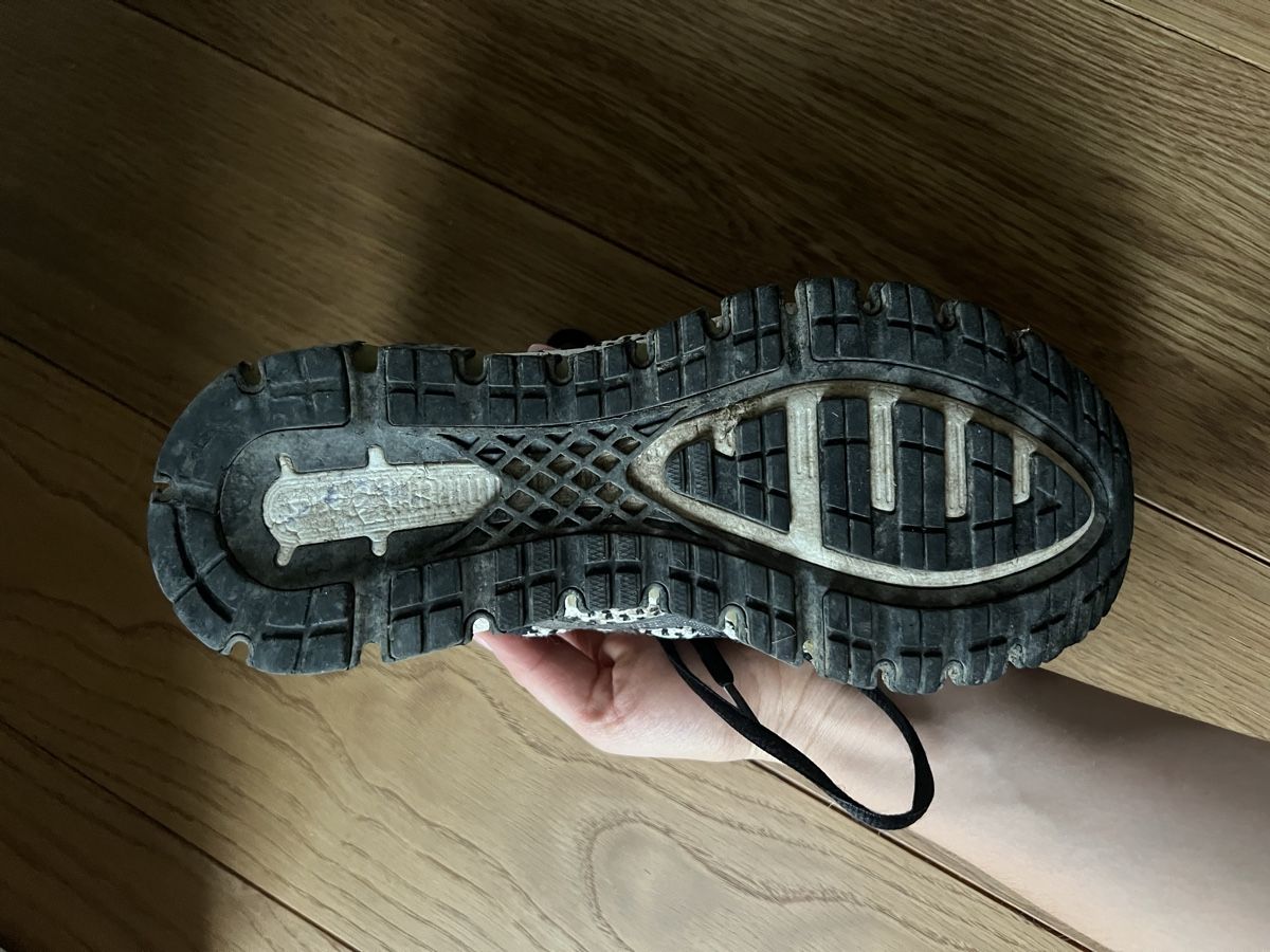 Asics Damenschuhe: Asics Laufschuh, schwarz & weiss – Gebraucht aus Erlenbach von paulina.rad 3