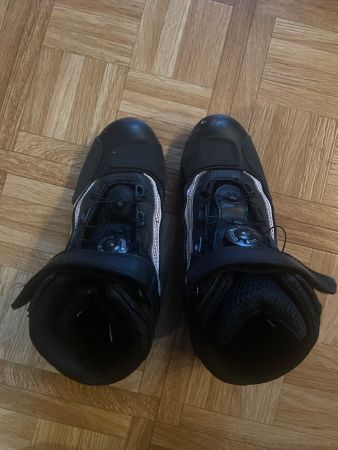 Schwarze Motorradschuhe Grösse 38