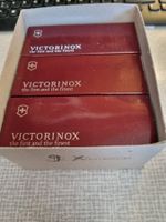 9 Victorinox Taschenmesser rot mit Box neuwertig