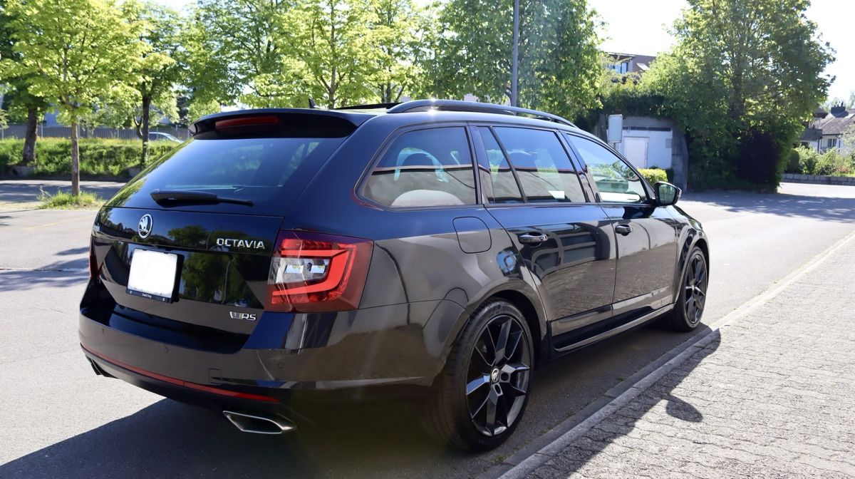 Skoda Automobili: Skoda Octavia RS 2.0 TDI – Usato da Berikon venduto da BS1719 4