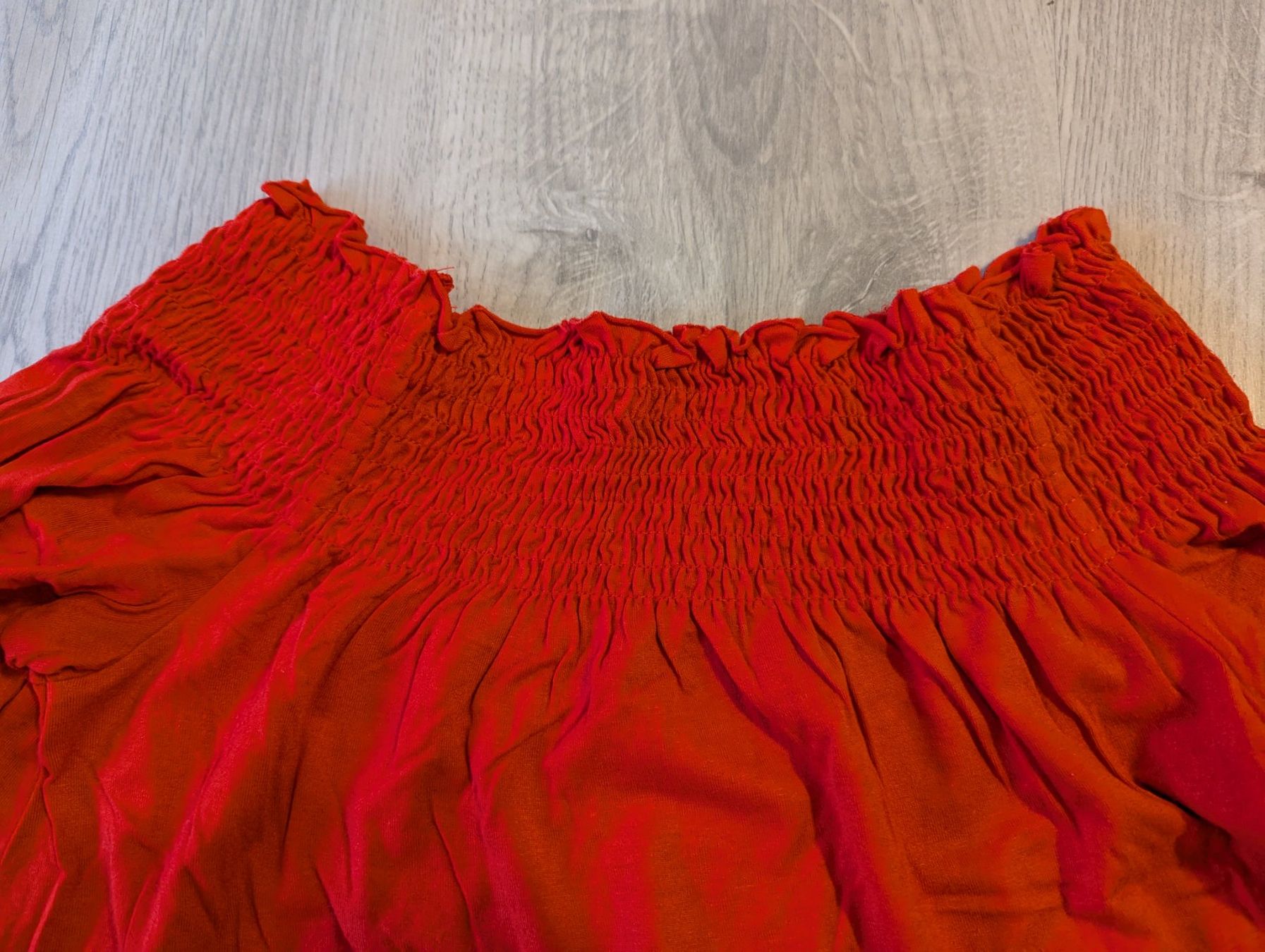 Camicette: Rote Carmenbluse Gr. S - Figurbetont und Elegant – Usato da Goldingen venduto da YouAreMySunshine 1