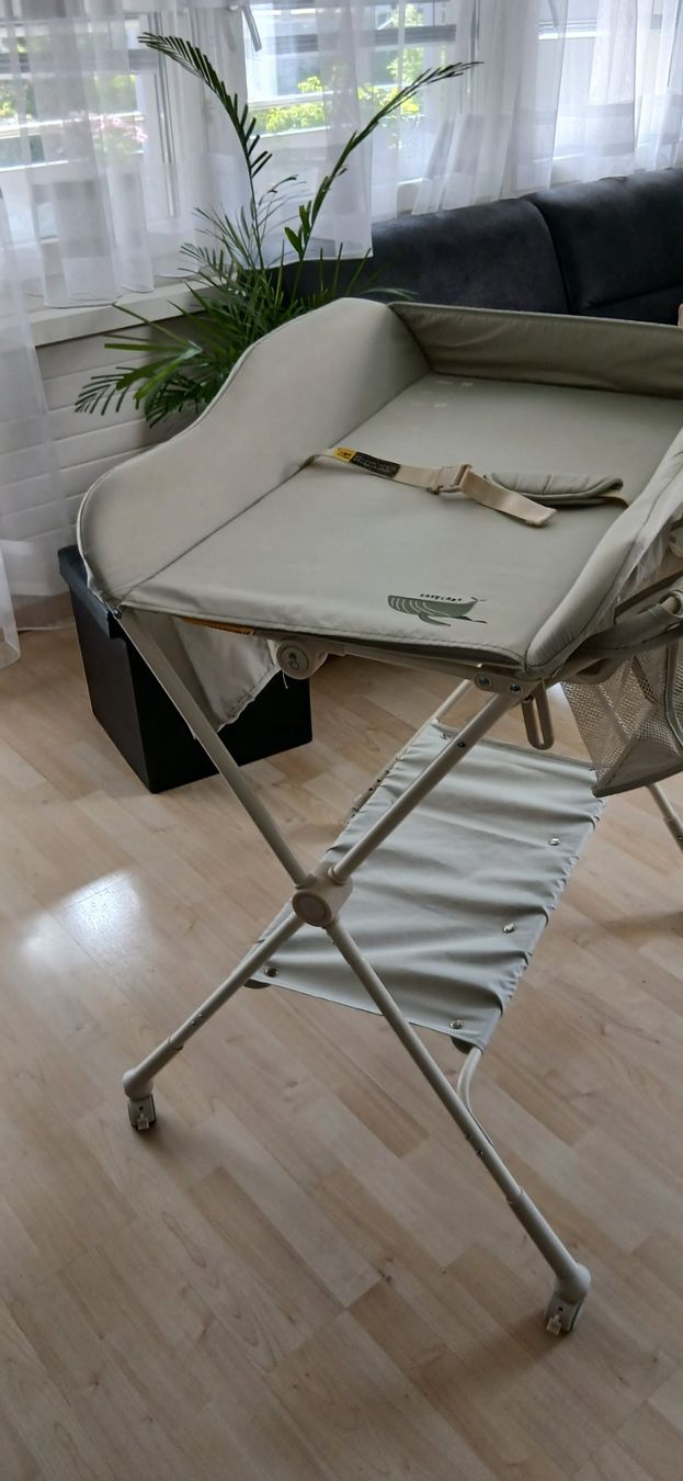 Fasciatoi & Accessori: Wickeltisch – Usato da Umiken venduto da mar_5b6j 1