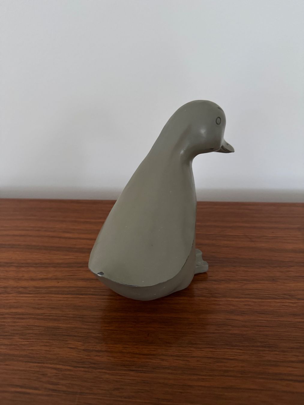 Figuren: Canard de déco en bois taupe – Gebraucht aus giffers von sev_c9x9 1