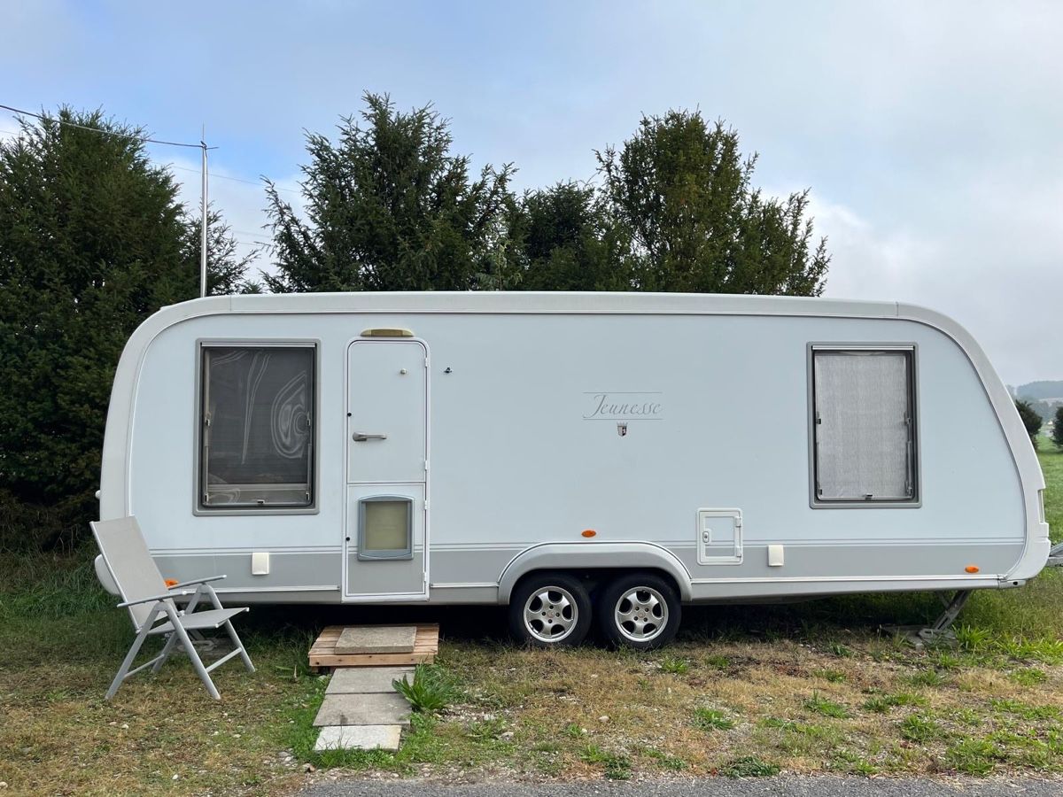 Véhicules de camping: Wohnwagen  – D'occasion à Zezikon par haus-hof-garten