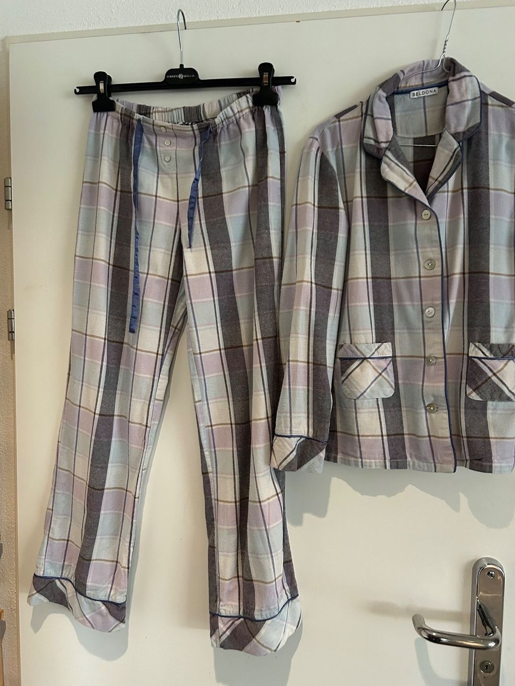Beldona Negligees & Pyjamas: Beldona Schlafanzug – Gebraucht aus Zumikon von Uranus88 3