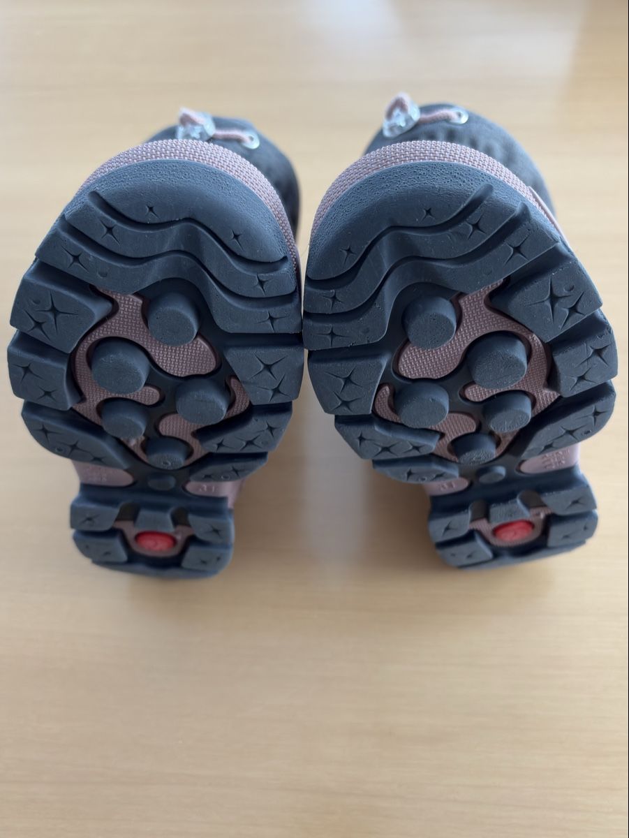 Elefanten Schuhe für Mädchen: Winterstiefel mit 2 Paar Wollsocken – Gebraucht aus Forch von CorinneB-K 3