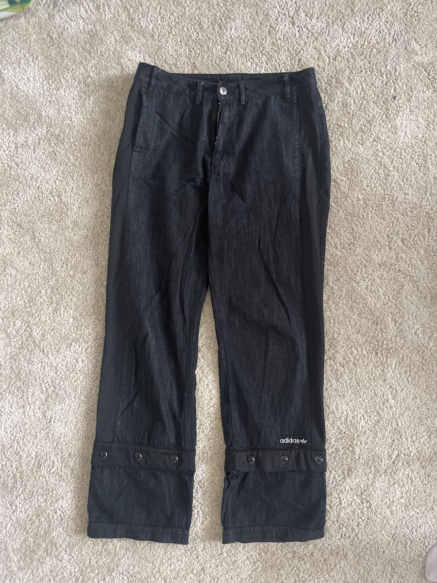 Pantaloni: Adidas Hose im Vintage-Style – Usato da Zürich venduto da WeisserPlanet