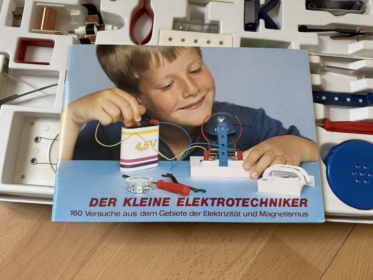 Kit di costruzioni: Der kleine Elektrotechniker  – Nuovo (secondo la descrizione) da Oberengstringen venduto da Affeier0 3