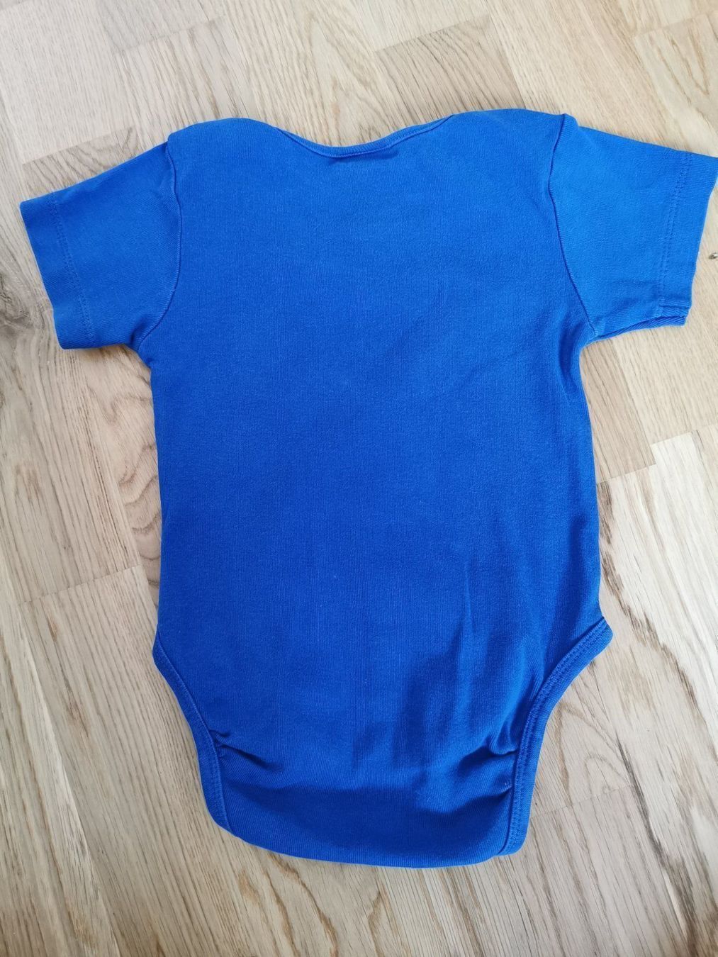 Hemden, Tops & T-Shirts: Body Gr. 74-80 – Gebraucht aus Seuzach von Tureda 3