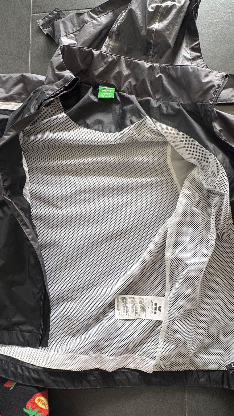 Erima Giacche: Wind-und Regenjacke von Erima – Usato da Solothurn venduto da Simuz 2