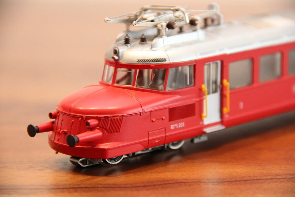 Märklin: 3605 Roter Pfeil SBB / Flèche Rouge CFF (Défectueux) à pour