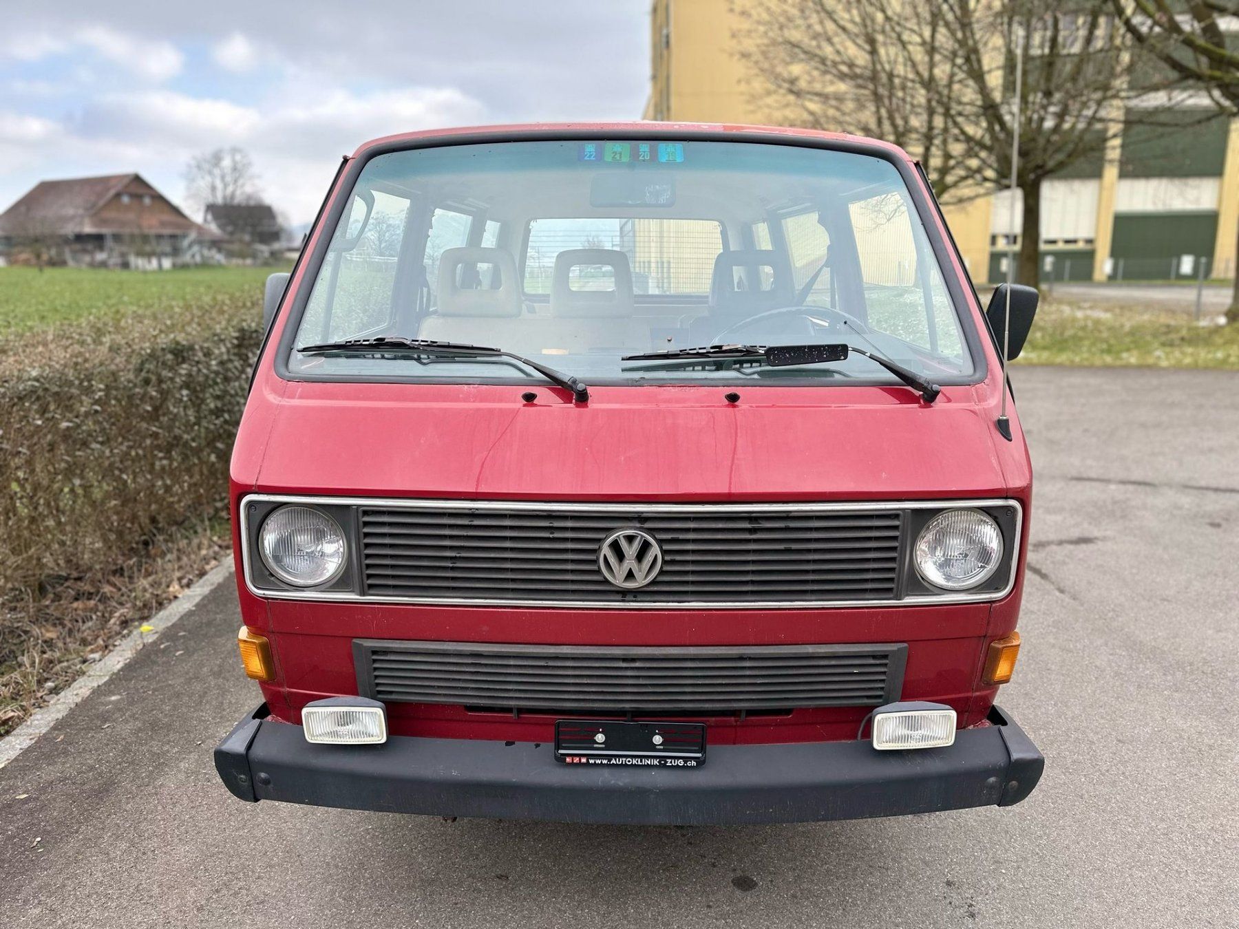 VW Automobili: VW T3 2.1 Caravelle C – Usato da Hünenberg venduto da Auto-Klinik01 1