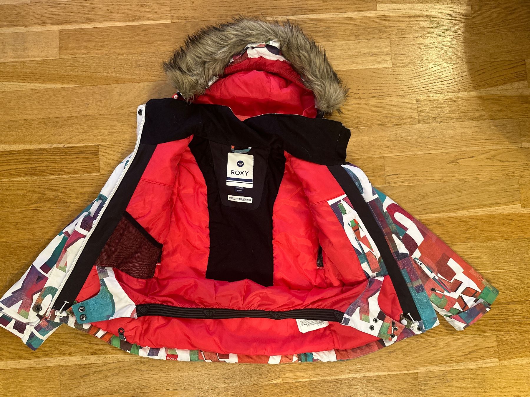 Roxy Jacken & Mäntel: Roxy Snowboard Jacke Gr.8S - 128–134 – Gebraucht aus Zürich von JuliaSp 1