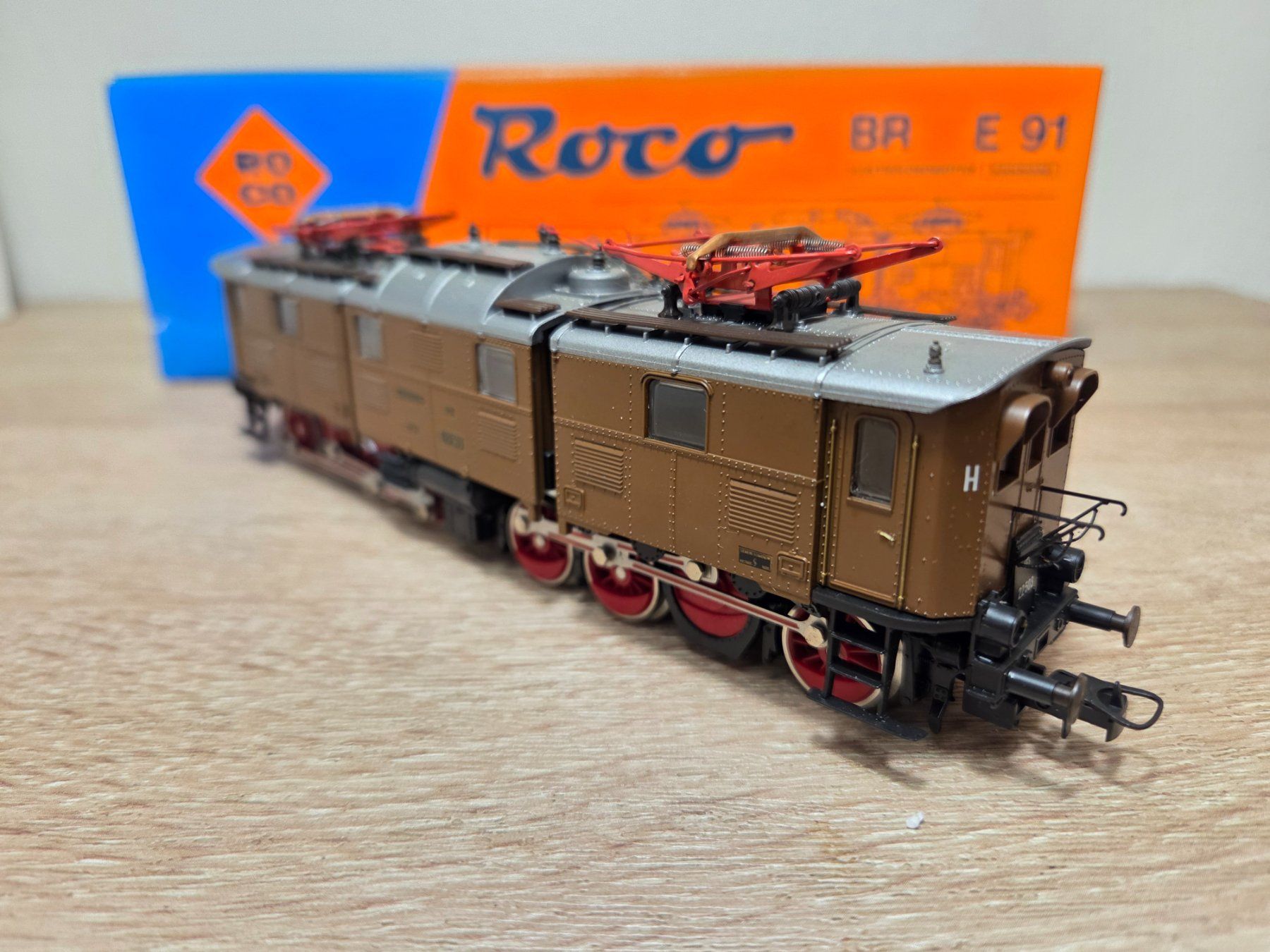 Roco Modelleisenbahnen: Roco 04139 B E-Lok BR E91 DR H0 – Gebraucht aus St-Aubin-Sauges von Lo_Go 3