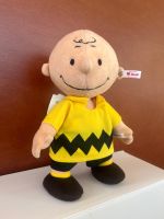 Steiff Charlie Brown Puppe