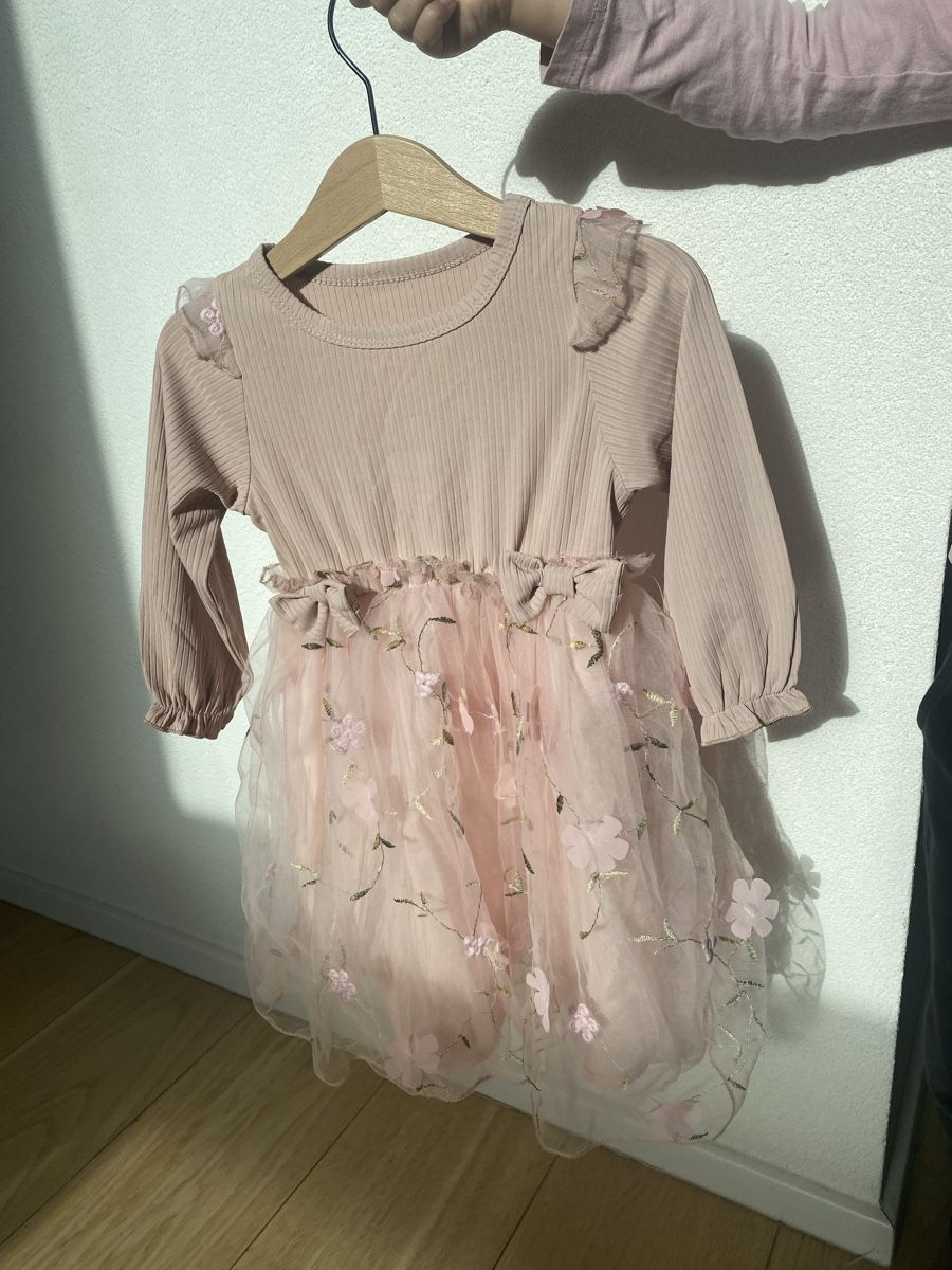 Vestiti & Gonne: 98 - Robe rose fleurs – Nuovo e nell'imballaggio originale da Mex VD venduto da Tania_Or
