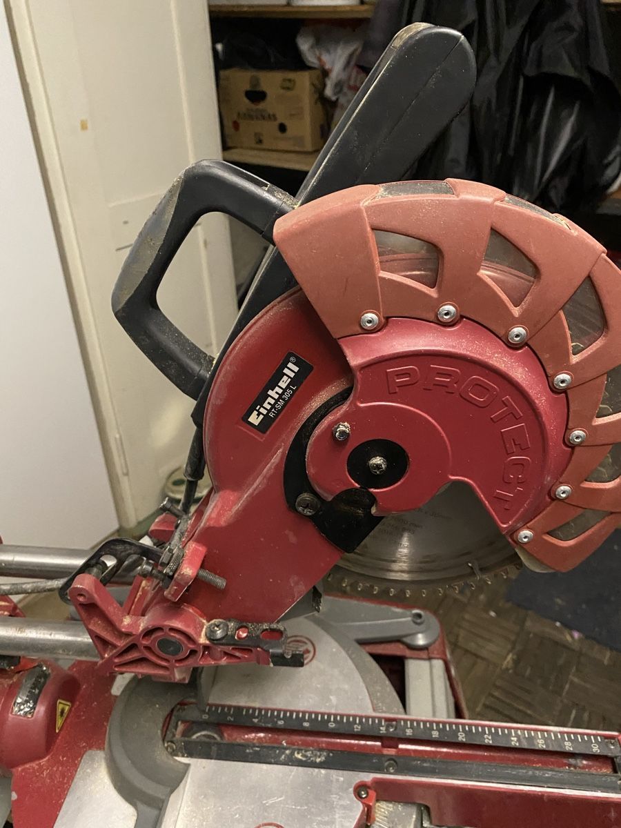 Einhell Tutte le macchine: Kappsäge Einhell RT-SM 305 L mit Untergestell gebraucht – Usato da Frauenfeld venduto da .BOO. 8