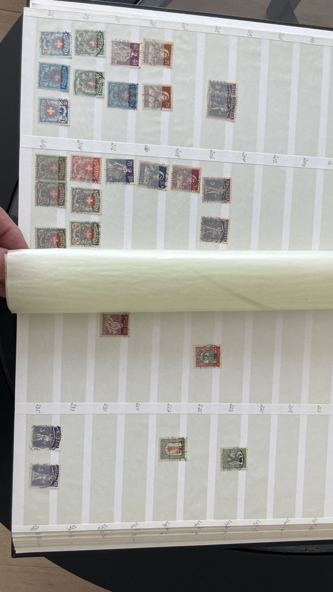 Tutti i francobolli: Sammlung Schweiz */0 Album – Usato da Muri AG venduto da Briefmarke-Schweiz 5