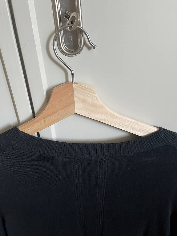 Giacche: ESPRIT SCHWARZER CARDIGAN, GRÖSSE XL – Usato da Basel venduto da lis_hv8g 3