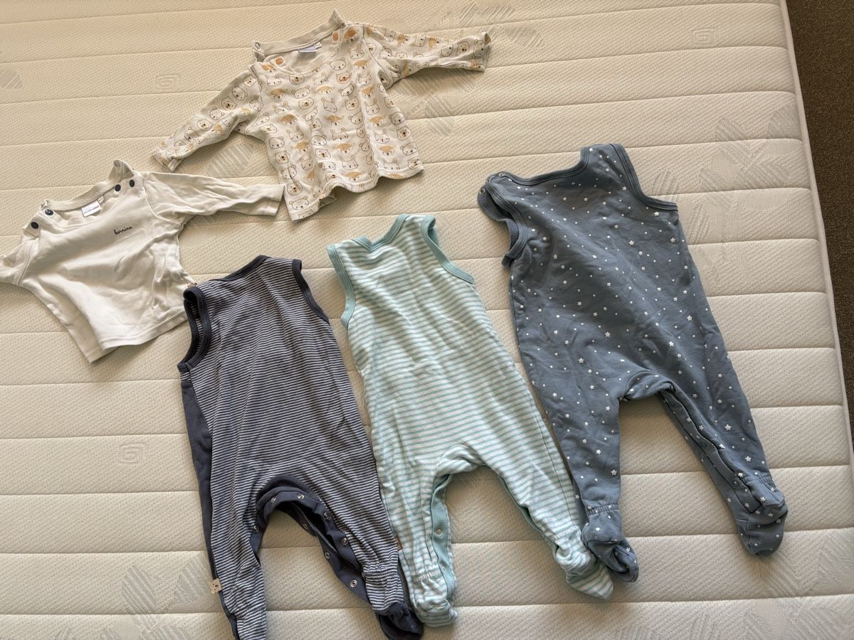 Kleiderpakete & -sets: 5er Set Babykleidung 62/68 – Gebraucht aus Pratteln von Shoppingqueen1983 2