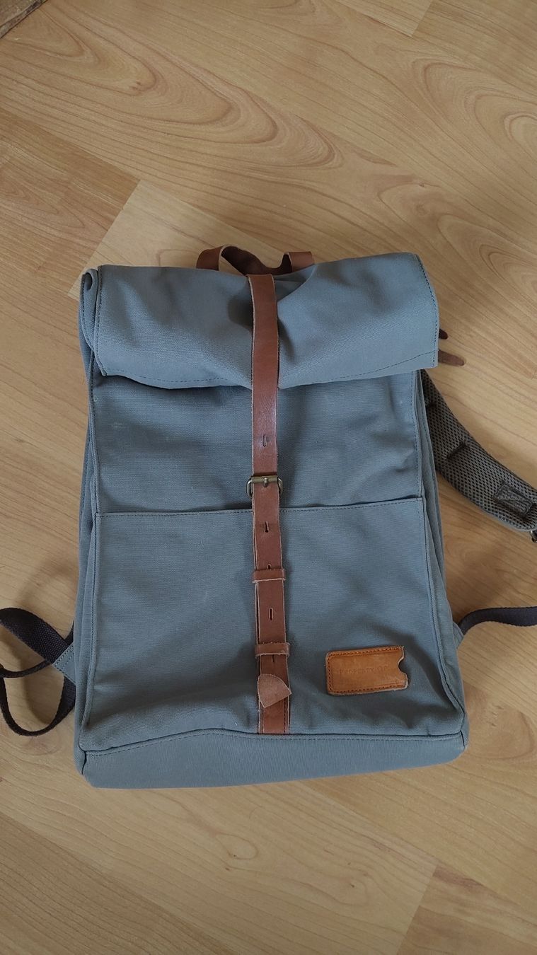 Zaini: Rucksack grau Rollverschluss Lederriemen – Usato da Hinwil venduto da reanaegeli 1