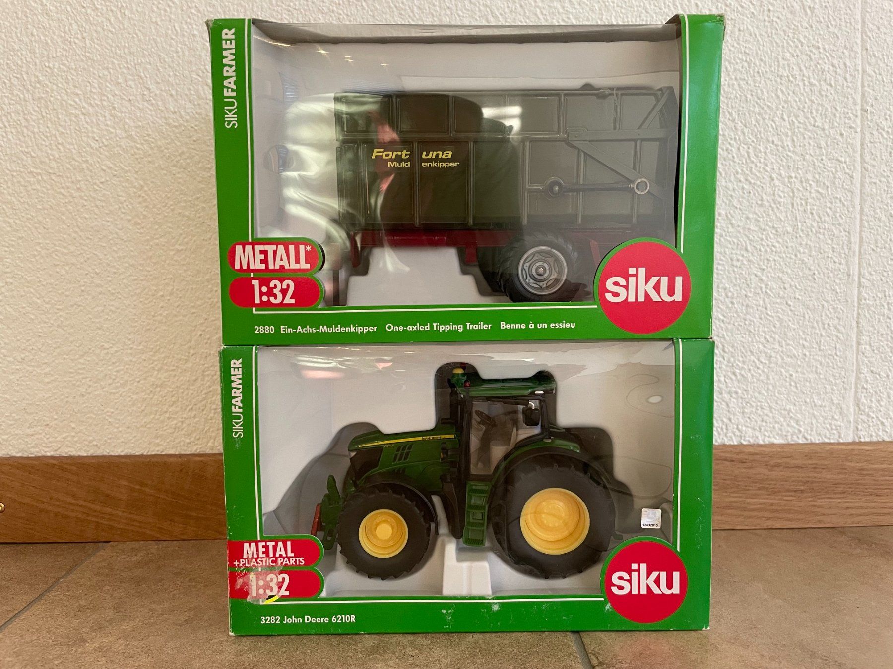 John Deere Trattori: SIKU John Deere 6210R mit Fortuna – Nuovo e nell'imballaggio originale da Kreuzlingen venduto da Stefan1150 5