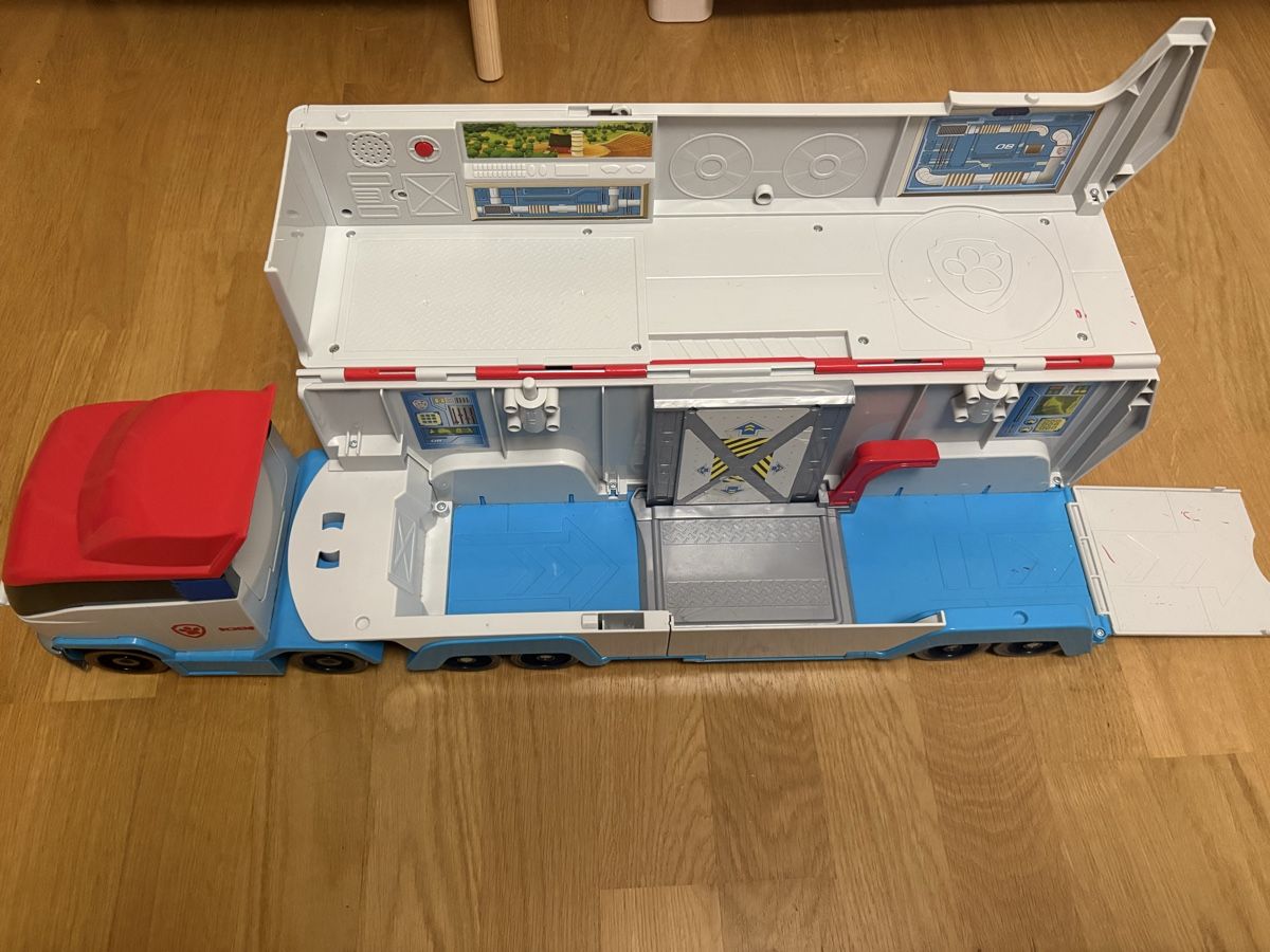 Giocattoli: Spin Master Paw Patroller Truck – Usato da Bern venduto da Princesse_Stephanie 2