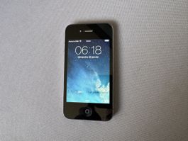 Apple iPhone 4.  16GB.      Comme Neuf