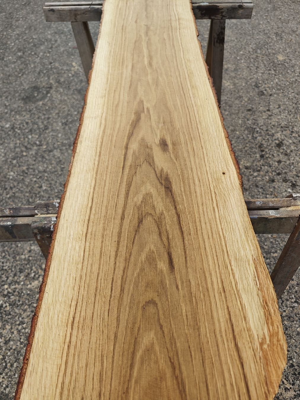 Holzartikel: E8 Eichenbrett massiv 30 mm – Luftgetrocknet – Neu (gemäss Beschreibung) aus Brittnau von Toebiholz 2