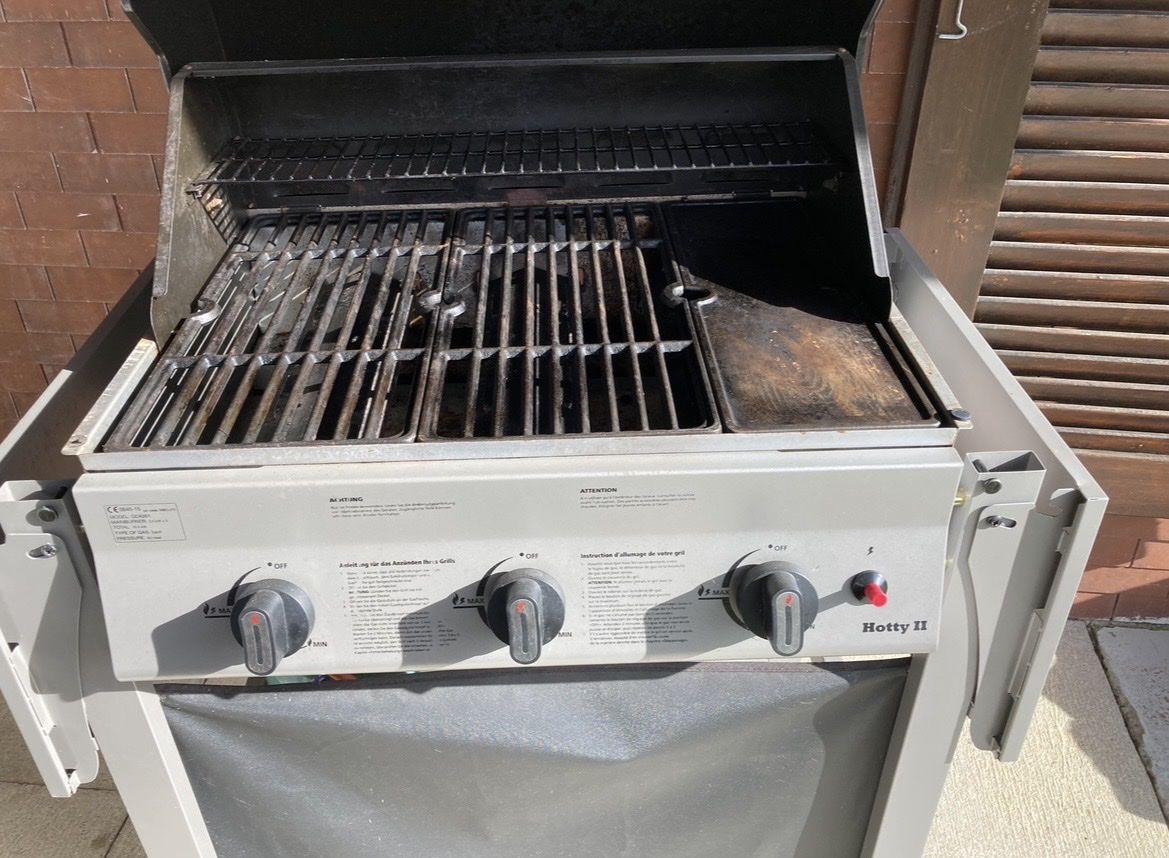 Grills: Gasgrill  – Gebraucht aus Wetzikon ZH von Ctoggi 3