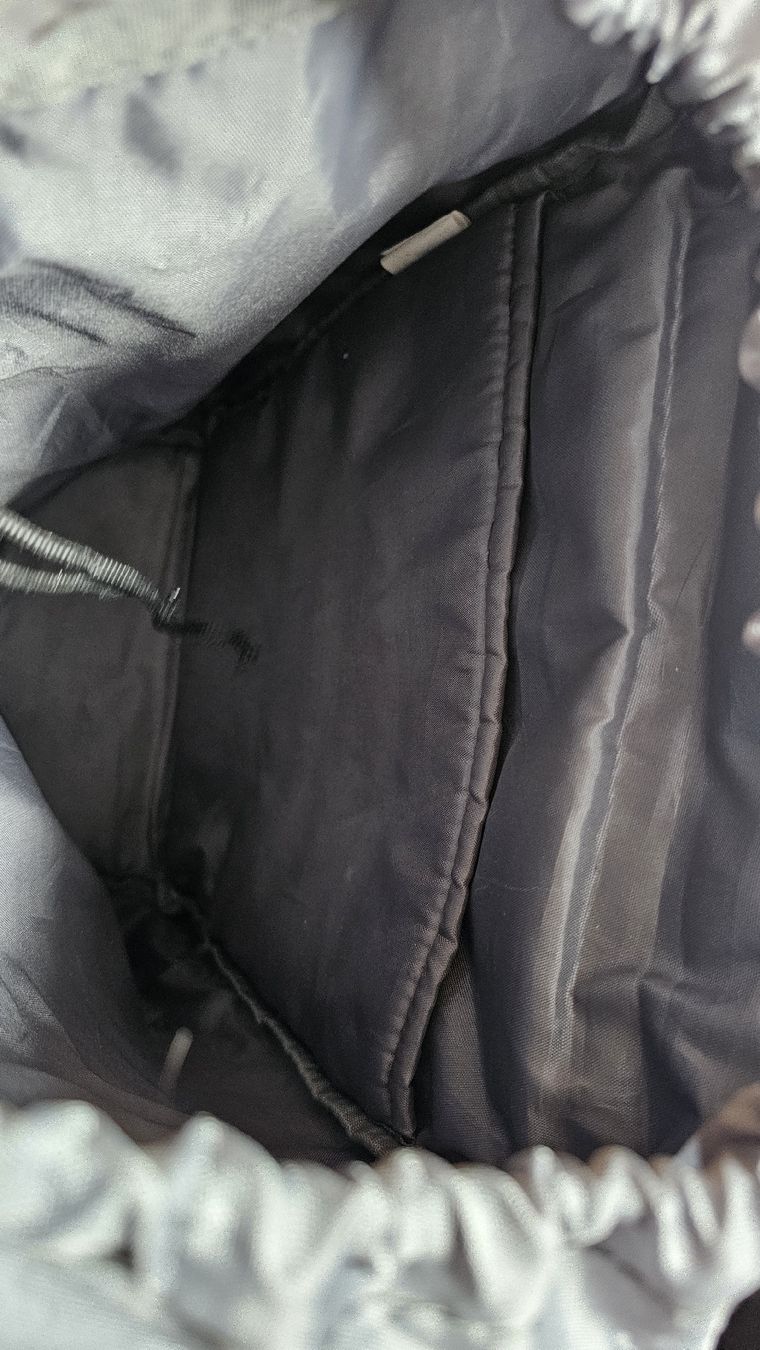 Zaini: Rucksack mit viel Style – Usato da Winterthur venduto da sim_msv2 4