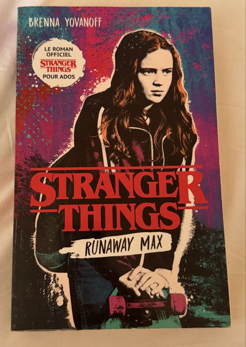 Libri: Stranger Things - Runaway Max – Nuovo e nell'imballaggio originale da Yverdon-les-Bains venduto da DellanegraJ