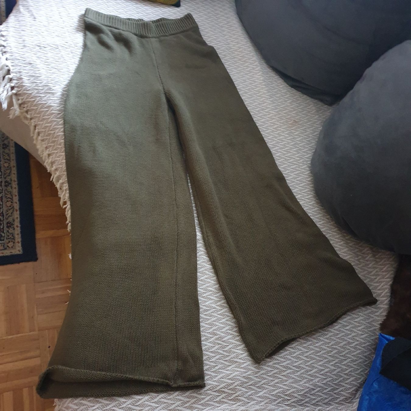 Pantaloni: schöne Strick-Culotte Gr. UK 10 – Nuovo (secondo la descrizione) da Frenkendorf venduto da Moon111