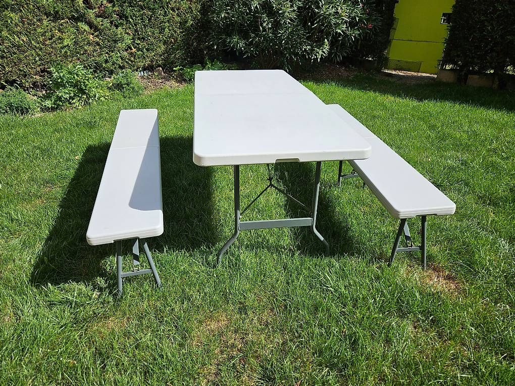 Tavoli: Table de pique nique pliante avec bancs – Usato da Onex venduto da Rduquette