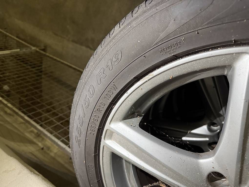 Pneumatici & Ruote complete: Kompletträder Volvo XC90 – Usato da Zürich venduto da chrysler11 1