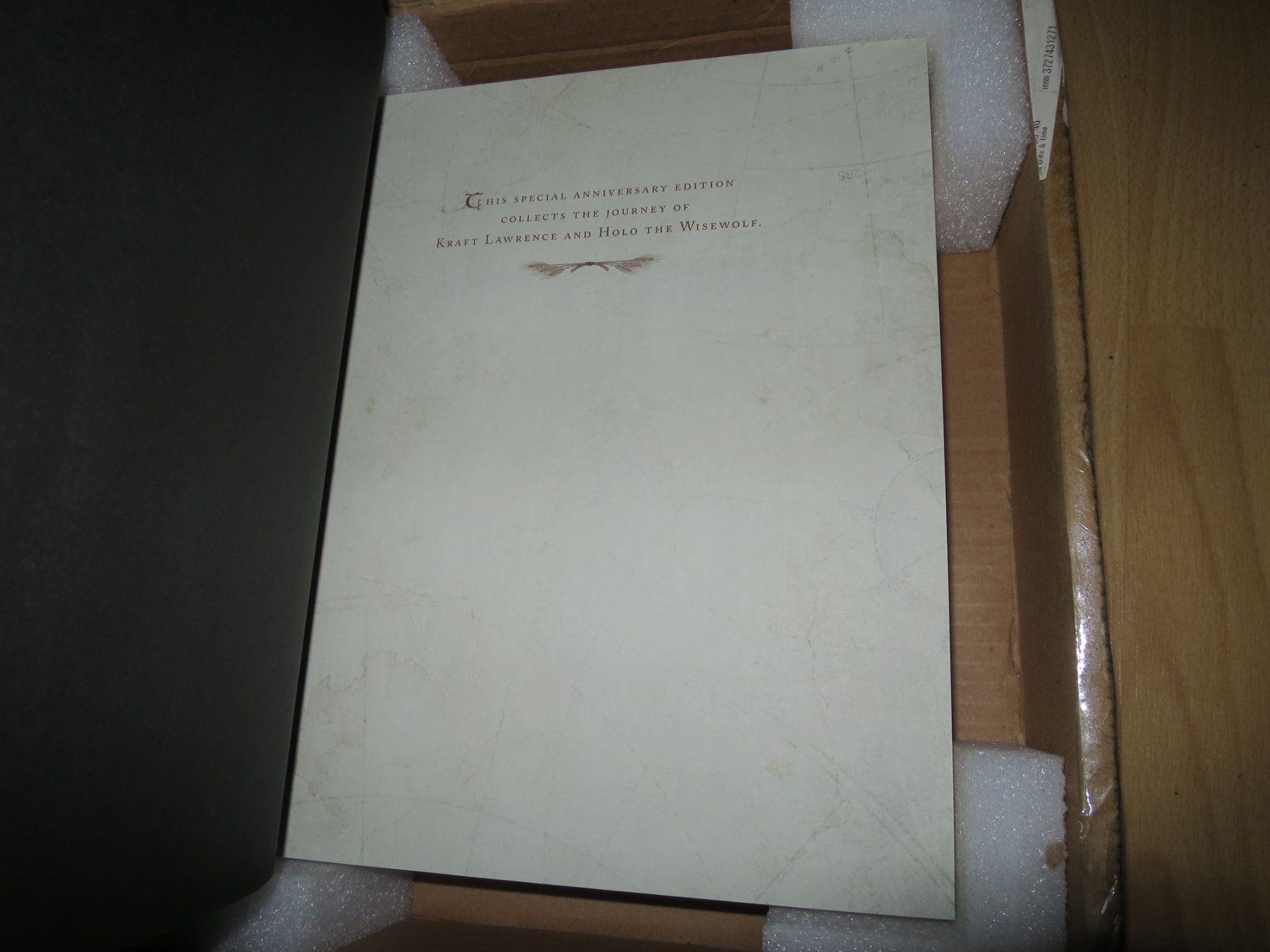 Libri: Spice and Wolf Anniversary Collector's Edition – Nuovo e nell'imballaggio originale da Zürich venduto da 1.Simon 4