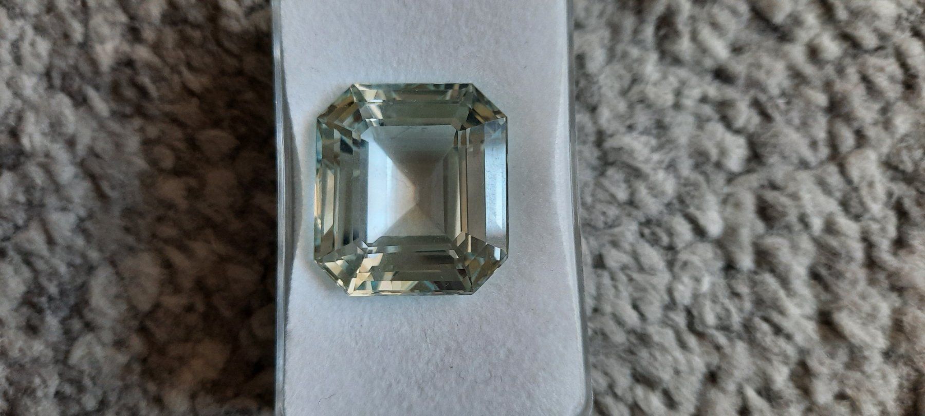 Pietre preziose: Topaze 68.41 ct – Nuovo (secondo la descrizione) da Russin venduto da Lola2115 1
