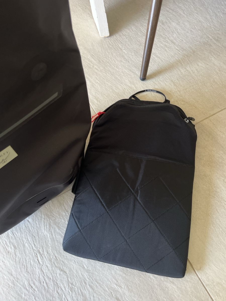 Osprey Zaini: Osprey wasserdichter Rucksack neuwertig – Usato da Bolligen venduto da Solina12 3