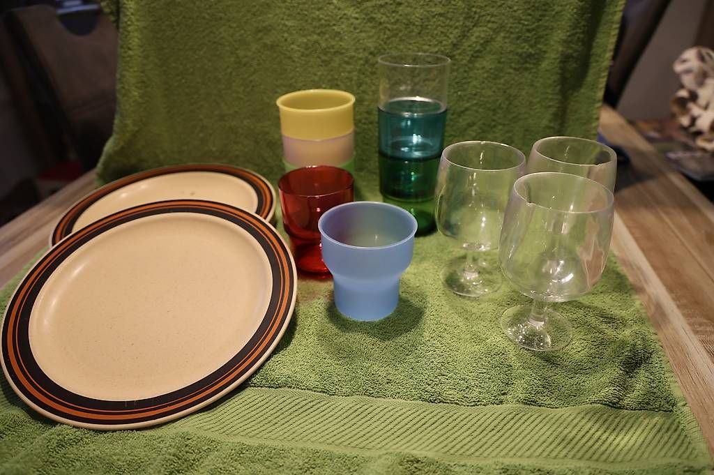 Set di piatti: Campinggeschirr- & Gläser-Set gemischt – Usato da Port venduto da ferrari93 1