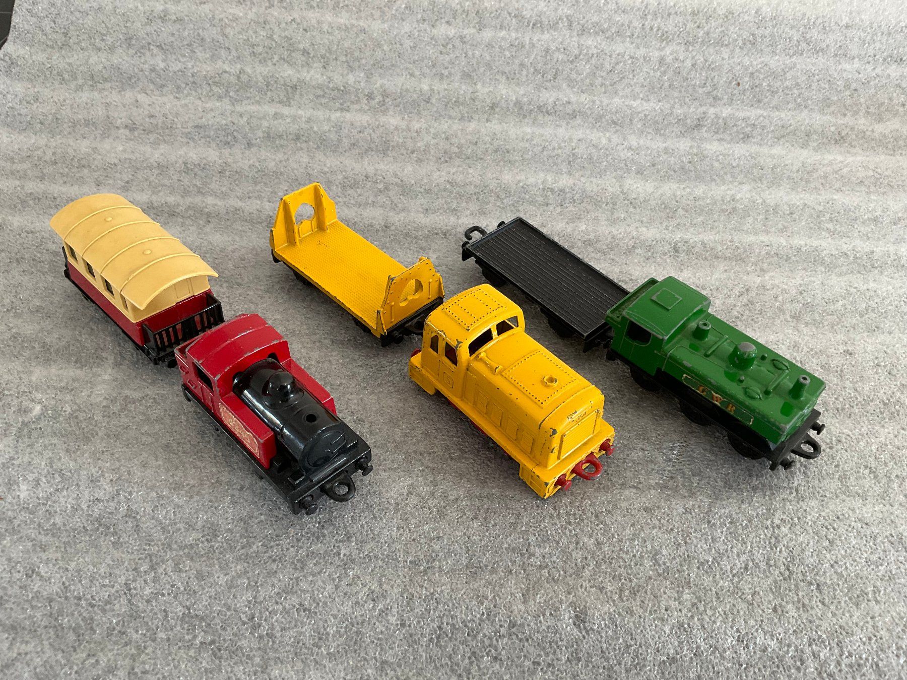Modellini d'auto: Matchbox 3 Bähnli – Usato da Hasle b. Burgdorf venduto da Zappizepp