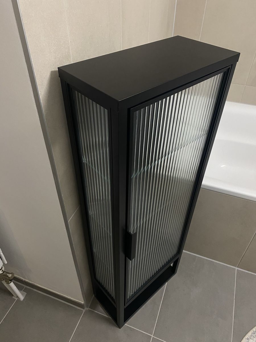 Ikea Kommoden: Schwarzer Schrank mit Glaseinsätzen IKEA – Neu (gemäss Beschreibung) aus Wetzikon ZH von rit_ramtr 1