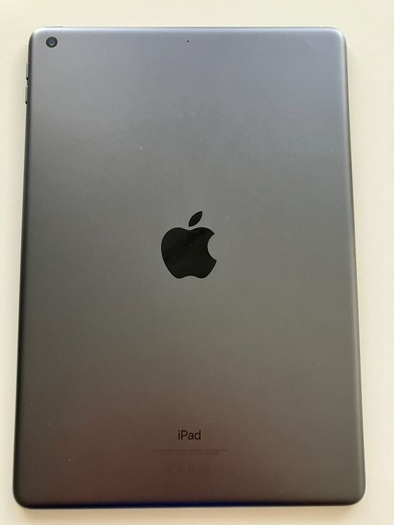 Apple Tablettes PC: iPad 9. Generation WiFi / 64GB / Model A2602 – D'occasion à Meisterschwanden par Discus0 2