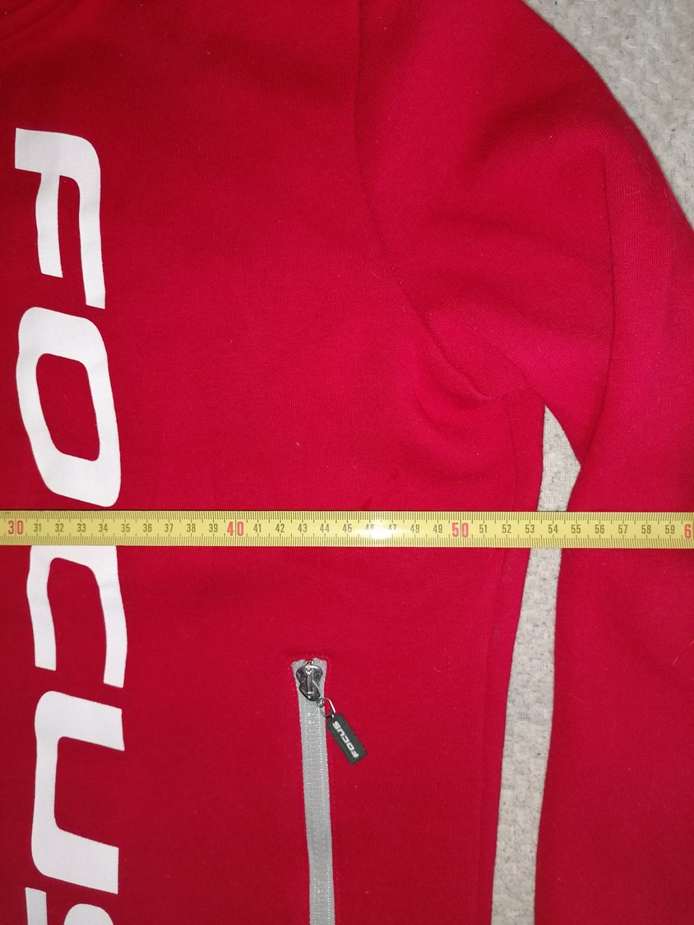 Canottiere & Pantaloni: Top Freizeit Velojacke ++Focus++ Gr. M – Nuovo (secondo la descrizione) da Aeugst am Albis venduto da Stevens4 5