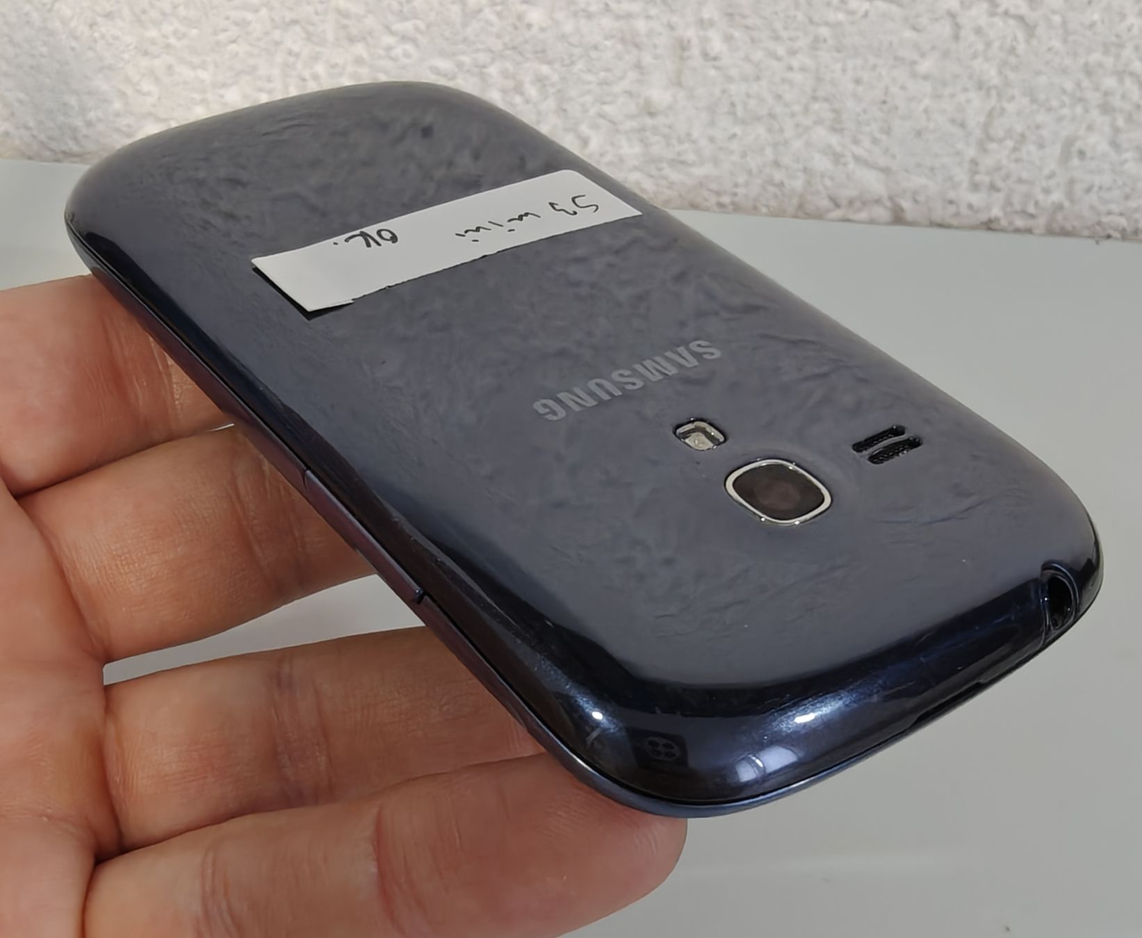 Samsung Telefoni cellulari / Smartphones: Samsung Galaxy S3 Mini – Usato da Ehrendingen venduto da Rocky985 4