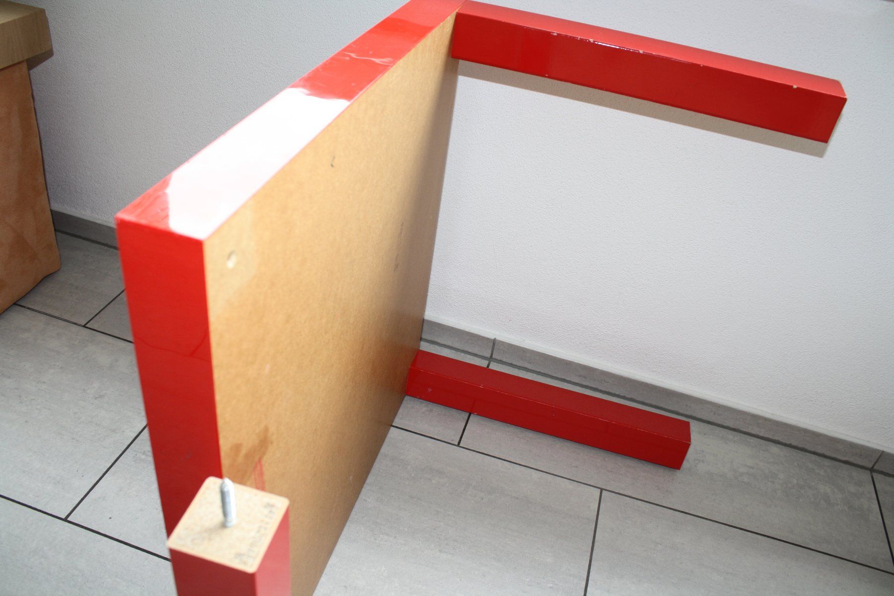 Tables: Kindertisch – D'occasion à Buchrain par Donatello4 3